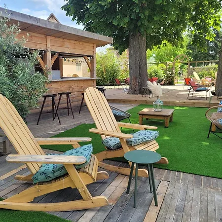 Chateau De La Plumasserie Bed & Breakfast