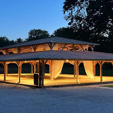 Bed & Breakfast Chateau De La Plumasserie 2*