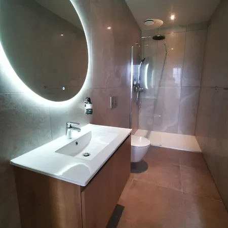 Chateau De La Plumasserie Bed & Breakfast Fontenay-Trésigny