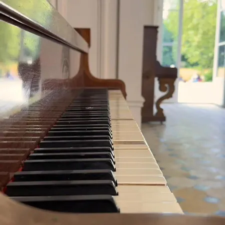 Chateau De La Plumasserie 2*